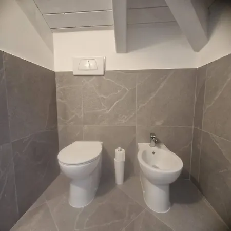 Modern Flat 1 Near The Swiss Border In Viggi * Viggiù